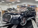 Audi Q7 3.0TDI quattro"S-Line"7 SITZE"PANO"360°KAMERA - blaue Audi Q7