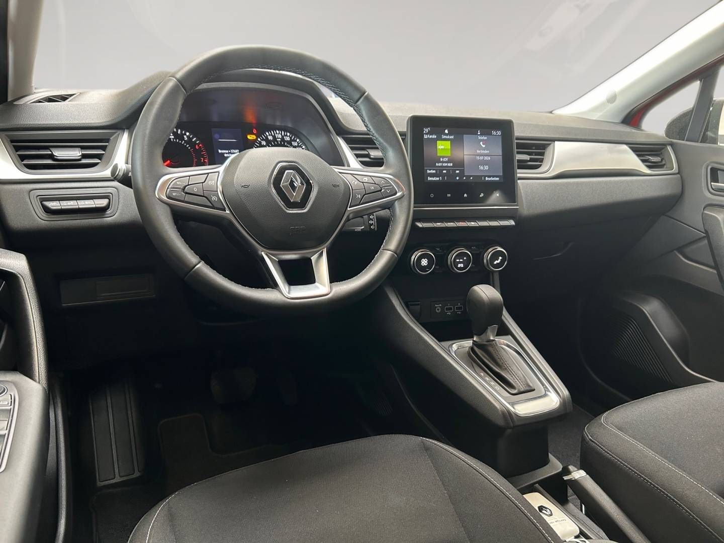 Fahrzeugabbildung Renault CAPTUR ZEN TCe 140 EDC