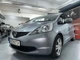 Honda Jazz 1.4/Auromatik/Klima/5Türer/Tüv 10.2027 - Honda Jazz mit Benzin-Antrieb