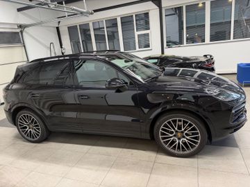 Porsche Cayenne - 6