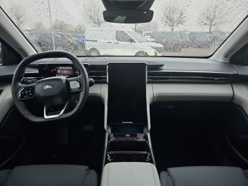 Bild 11 Ford Explorer Select BEV Navi Digitales Cockpit Memor