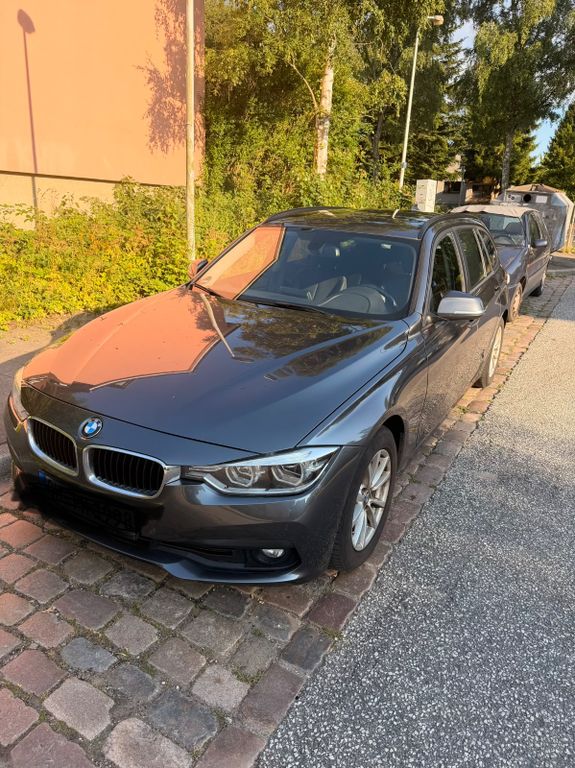 Image of BMW 320