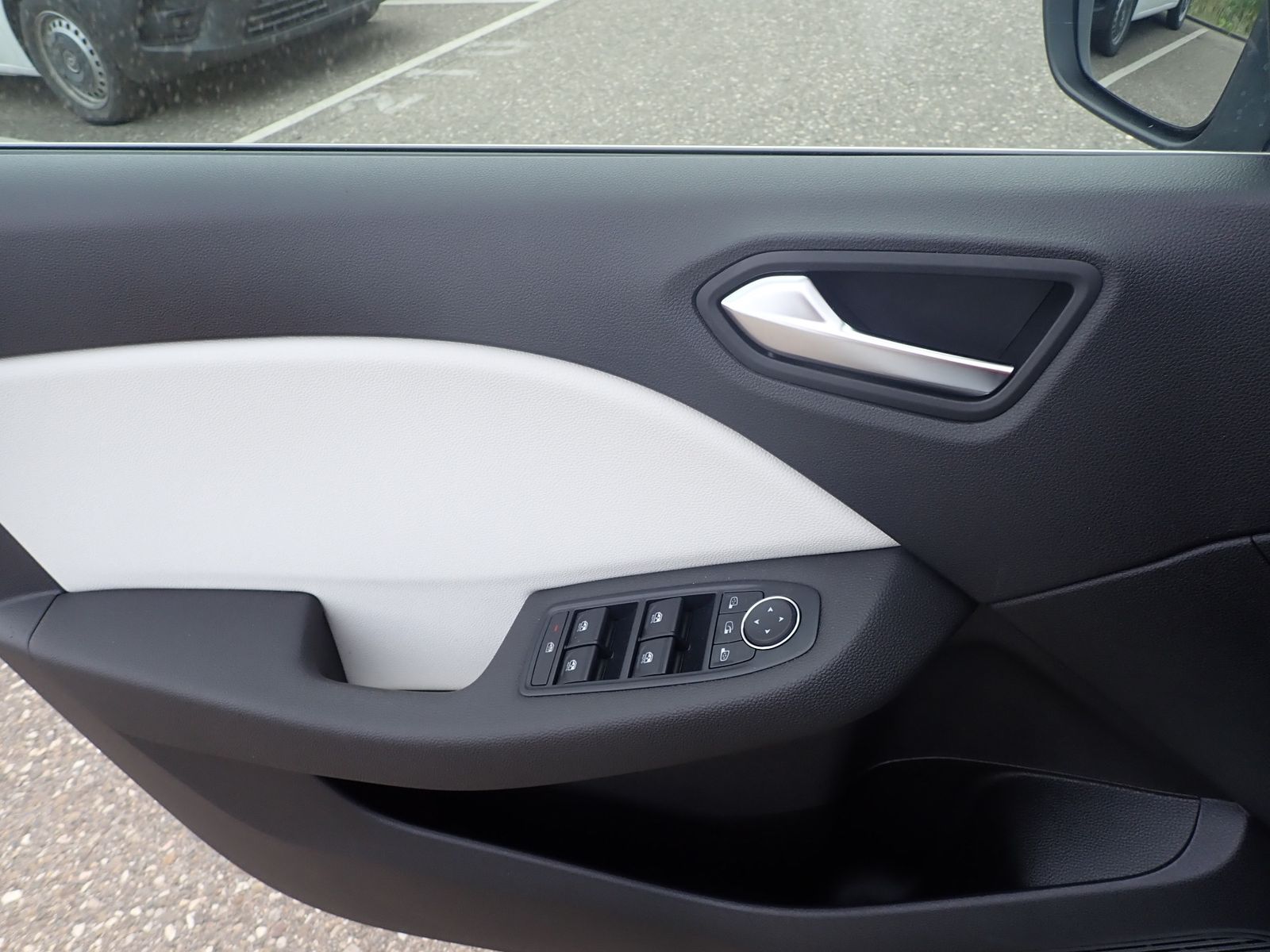 Fahrzeugabbildung Renault Clio Techno TCe 90 X-Tronic