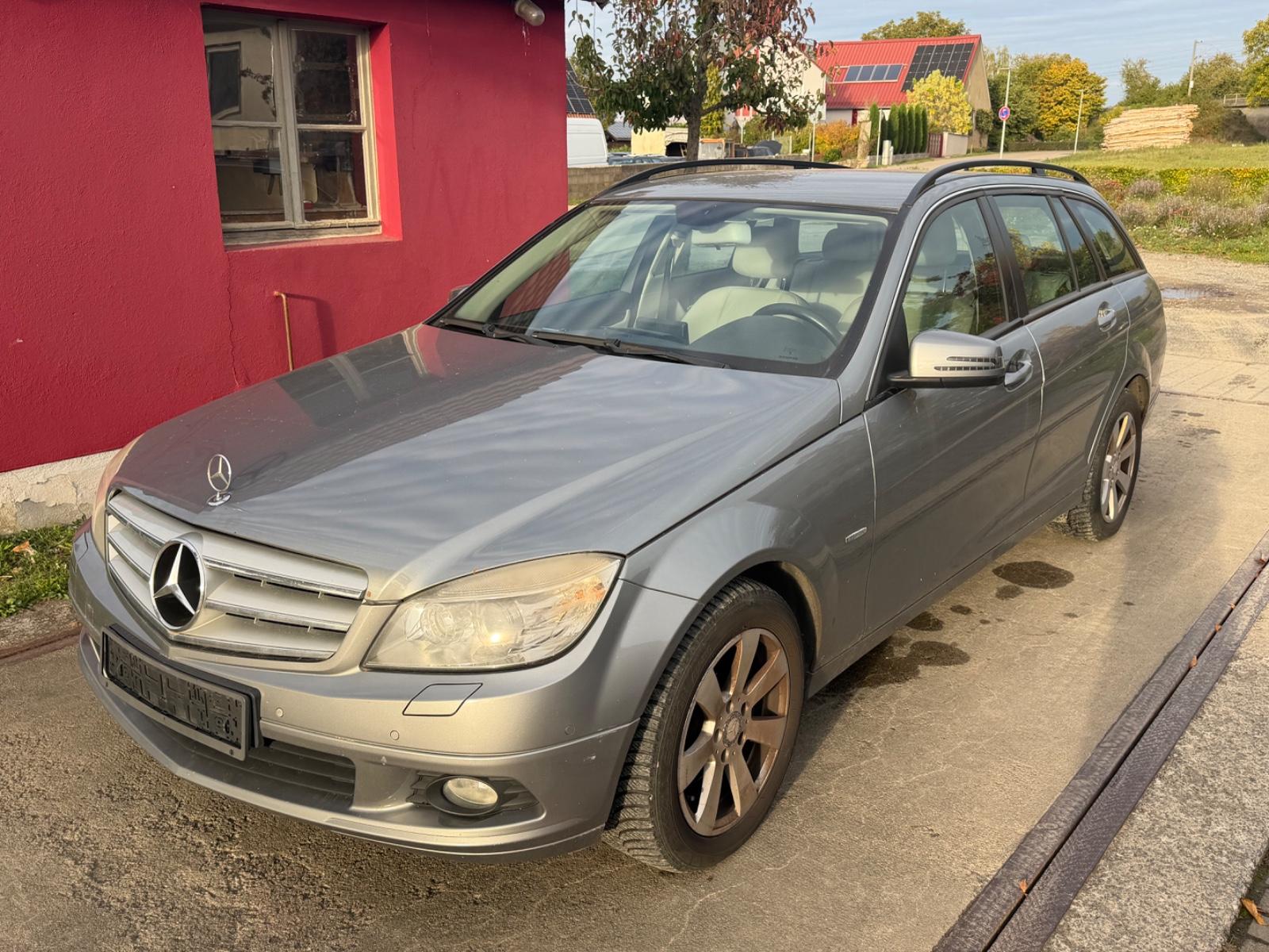 Mercedes-Benz C 220 C T-Modell C 220 CDI BlueEfficiency