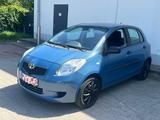 Toyota Yaris 1,3 5-TÜRER *KLIMA+WEBASTO+1HAND* 77.000KM - Toyota Yaris Gebrauchtwagen in Berlin