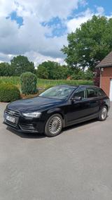 Audi A4 2.0 TDI 110kW Attraction Avant Zahnriemen neu - Audi A4: Kombi, Zahnriemen