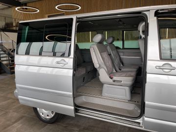 Volkswagen T5 Multivan *Comfortline*Navi*AHK*