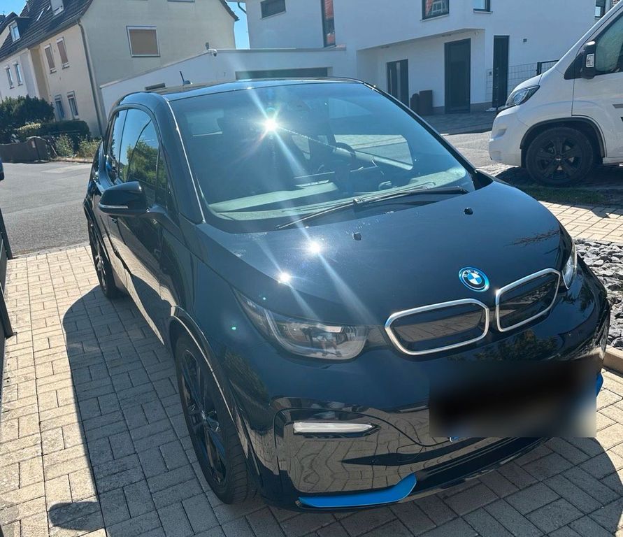 Image of BMW 320