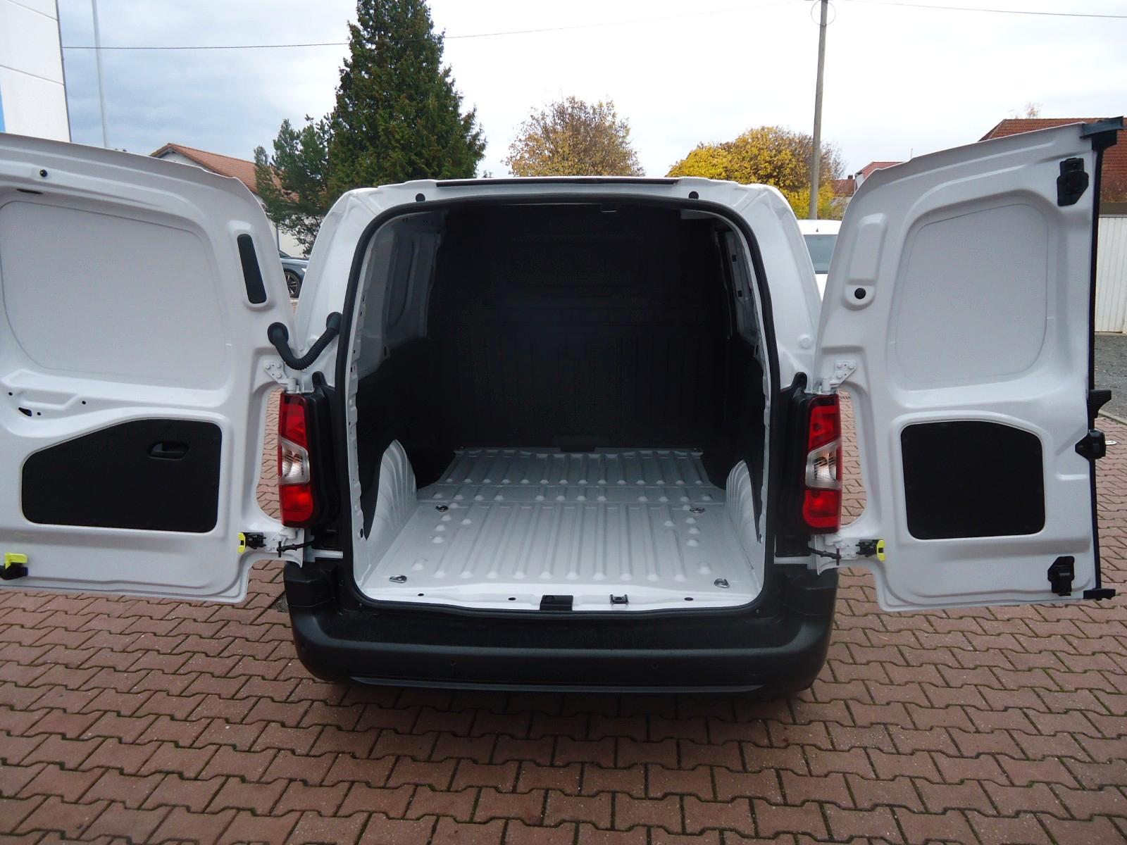 Peugeot Partner KW L1 110 PureTech Premium *Klima-PDC*