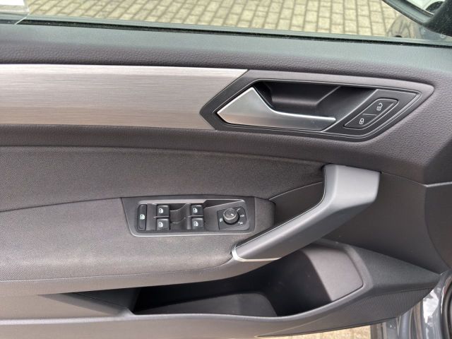 Touran 1.5 TSI Comfortline (EURO 6d)7 Sitzer LED