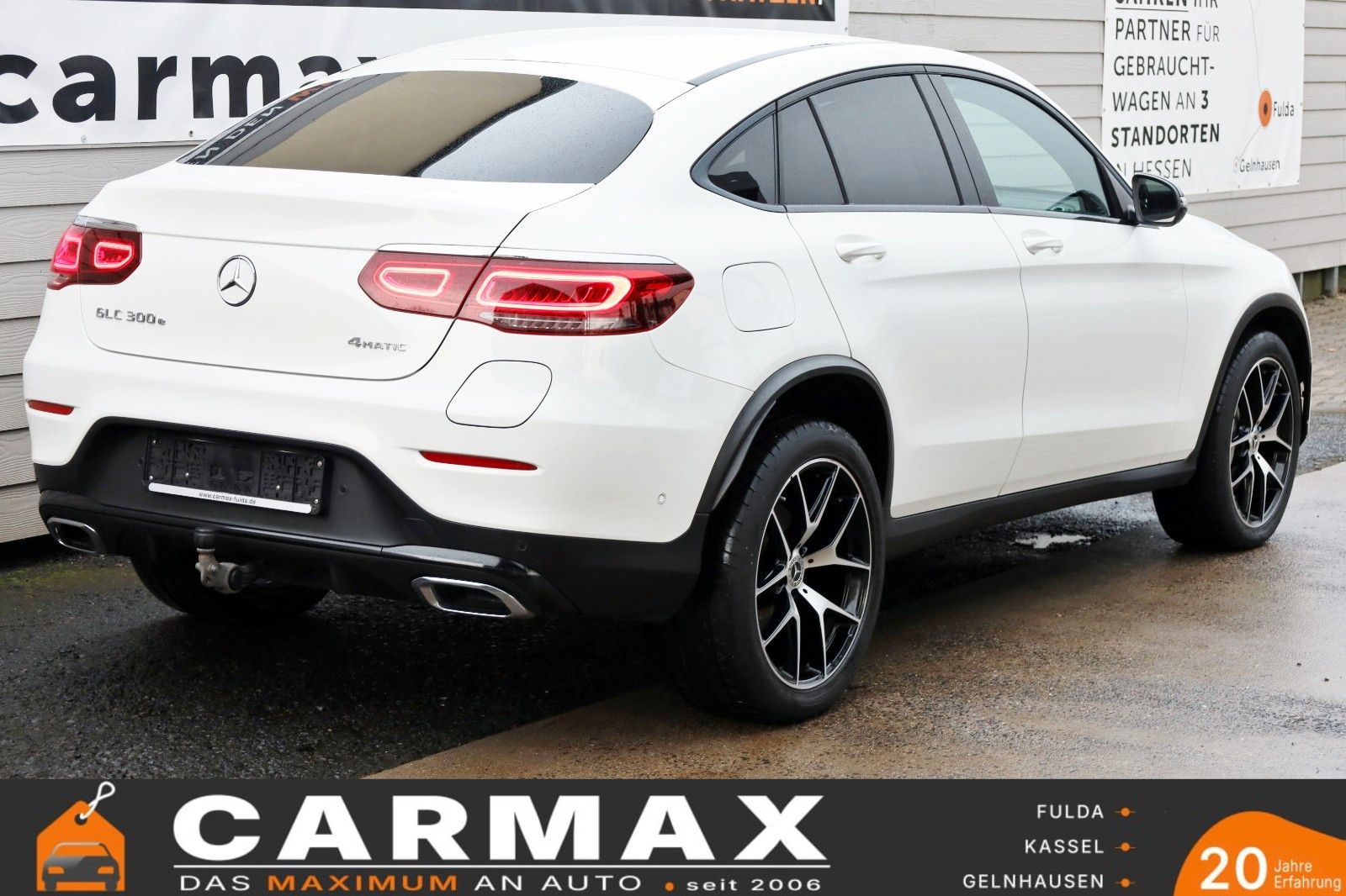 Fahrzeugabbildung Mercedes-Benz GLC 300e 4M Coupe AMG Leder,Navi,LED,Park Paket