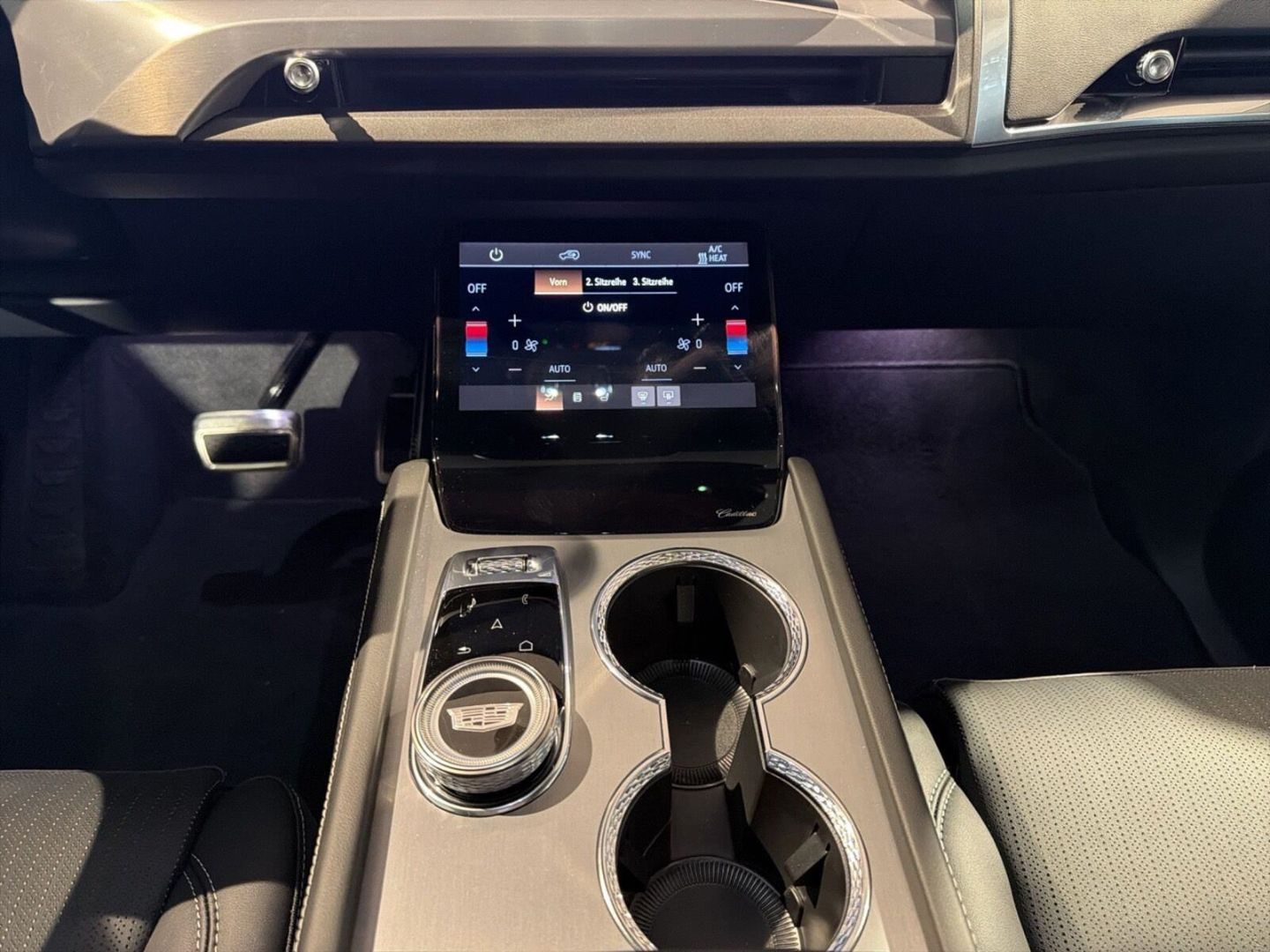 Fahrzeugabbildung Cadillac VISTIQ 452 kW AWD Sport 7-Sitzer