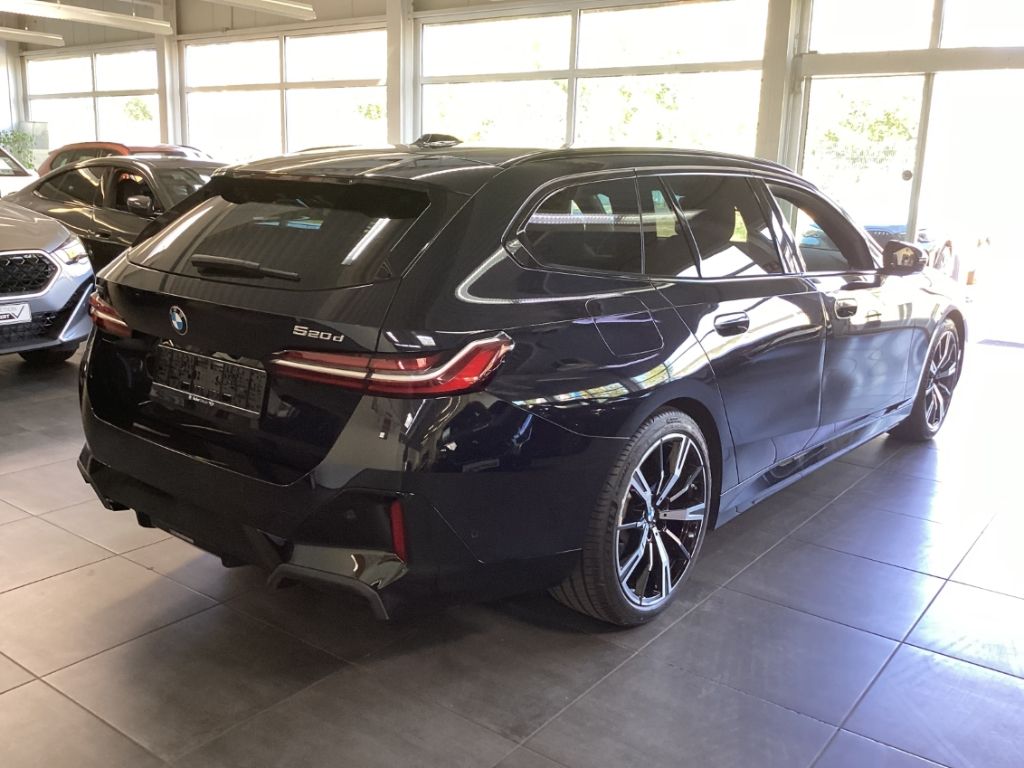 BMW 520 d xDrive Tour. M Sport 20'' AHK Pano StandHz foto 5