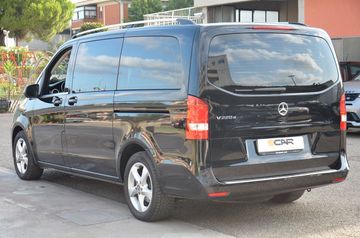 Mercedes V 220 - 3