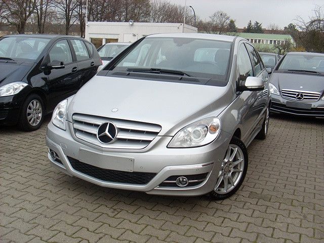 Mercedes-Benz B 150 Akiver Park-Assistent / Sitzheizung