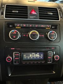 MYAUTOCENTER – Gebraucht- und Jahreswagen mit Werkstattservice in Pfaffenhofen Volkswagen Touran Comfortline BMT *1.HAND*AHK*TEMPO*KLIMA*