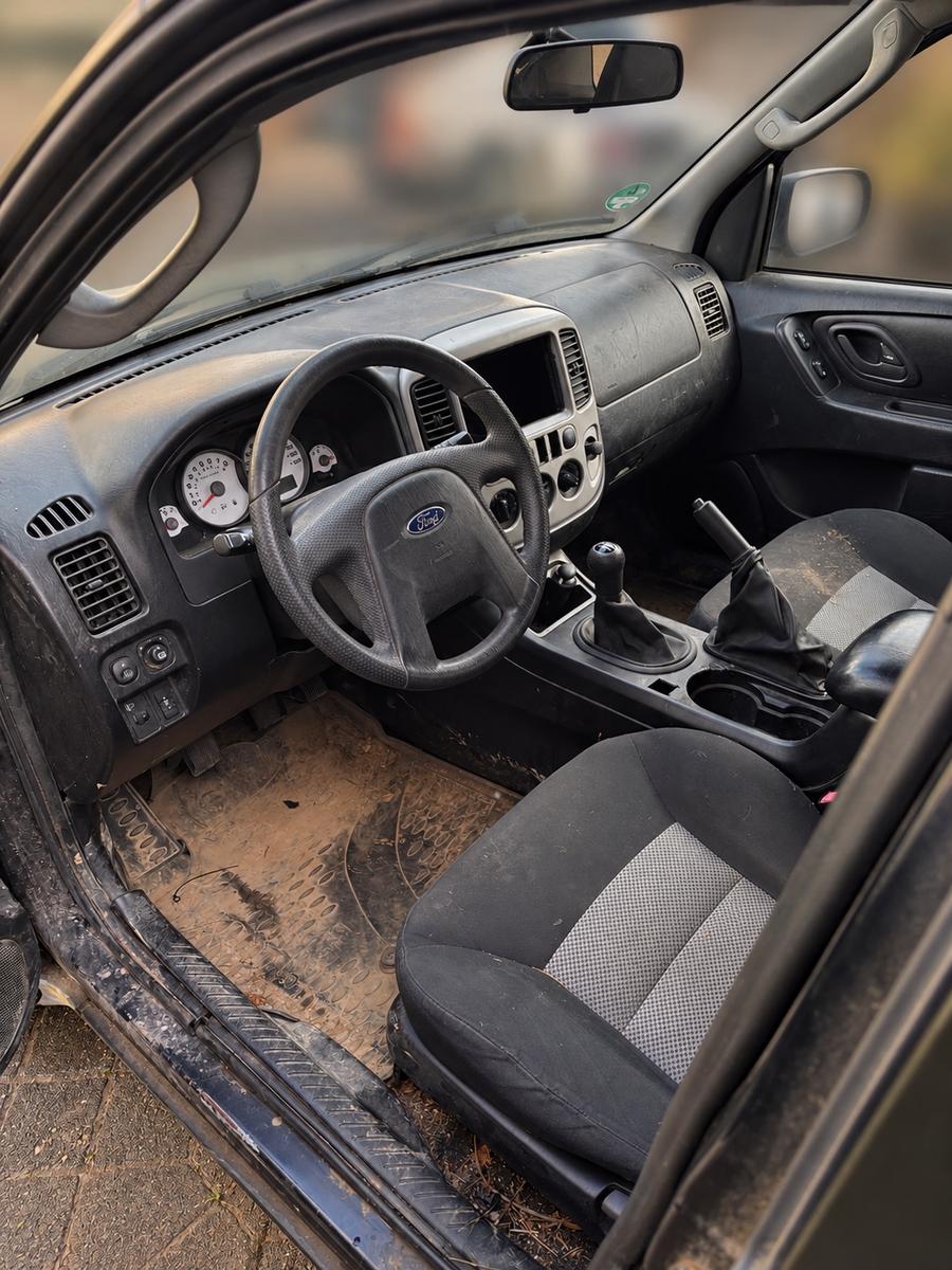Ford Maverick 2006 — photo 6