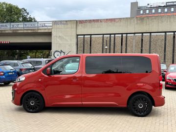 Peugeot Traveller - 8
