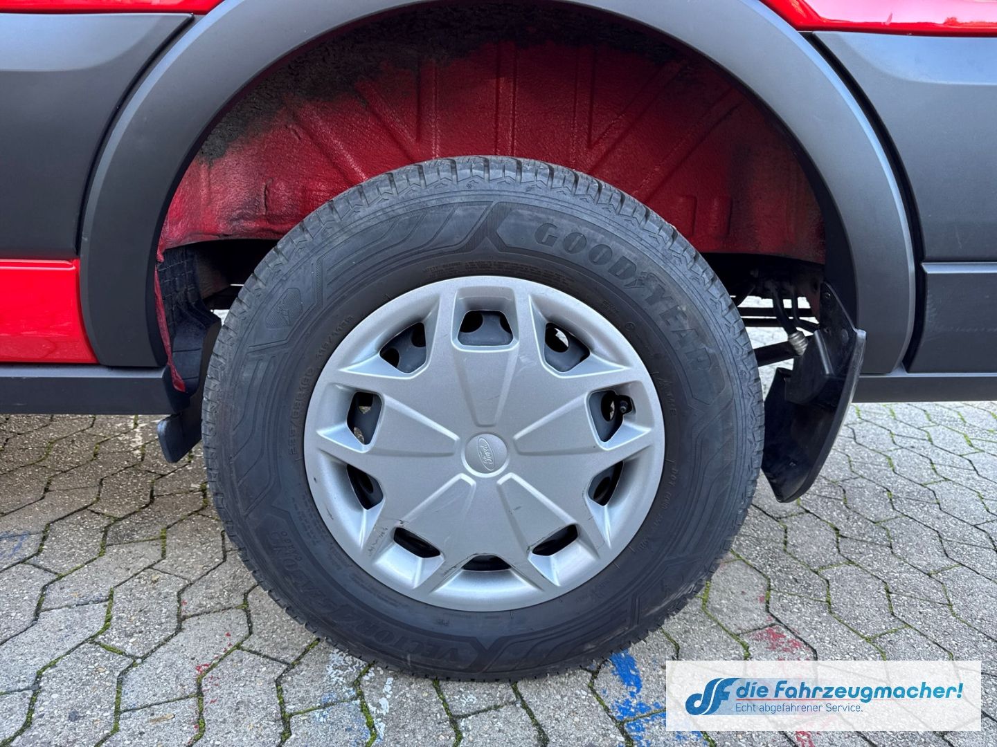 Fahrzeugabbildung Ford Transit Kombi 350 L3 Trend Behindertengerecht*74