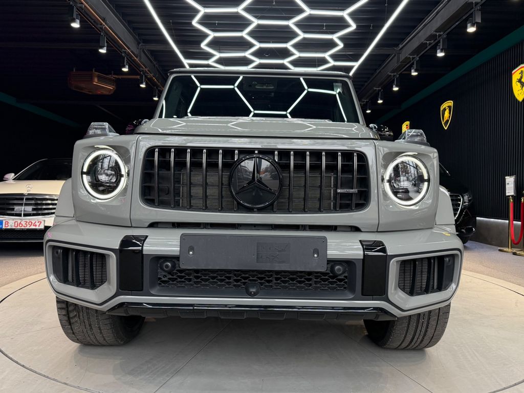 Mercedes-Benz G 63 AMG*SUPEROIR*TV*MASSAGE*BUR*KEY*COC*MY26*