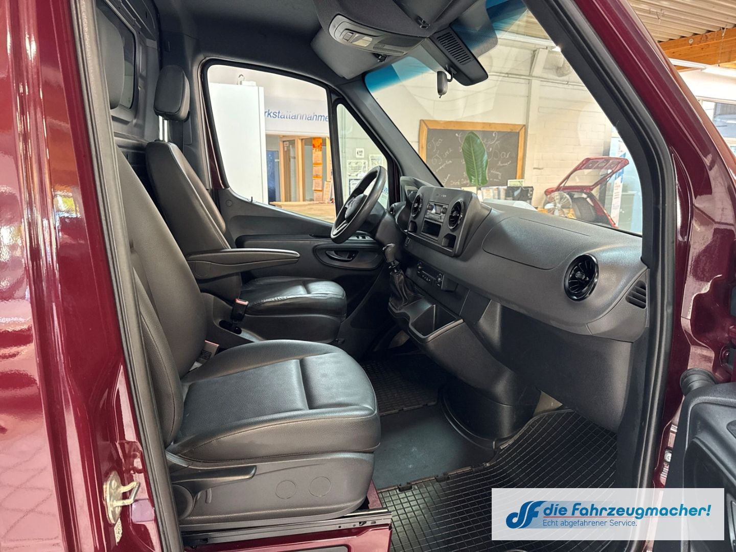 Fahrzeugabbildung Mercedes-Benz Sprinter III Kasten FWD 211 CDI L2 DAB Tel.-Vorb