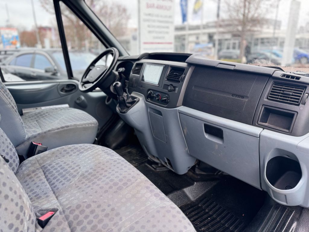 FORD Transit 8