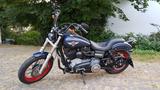 Harley-Davidson Street Bob FXDB Spezial - Harley-Davidson Motorräder in Bochum