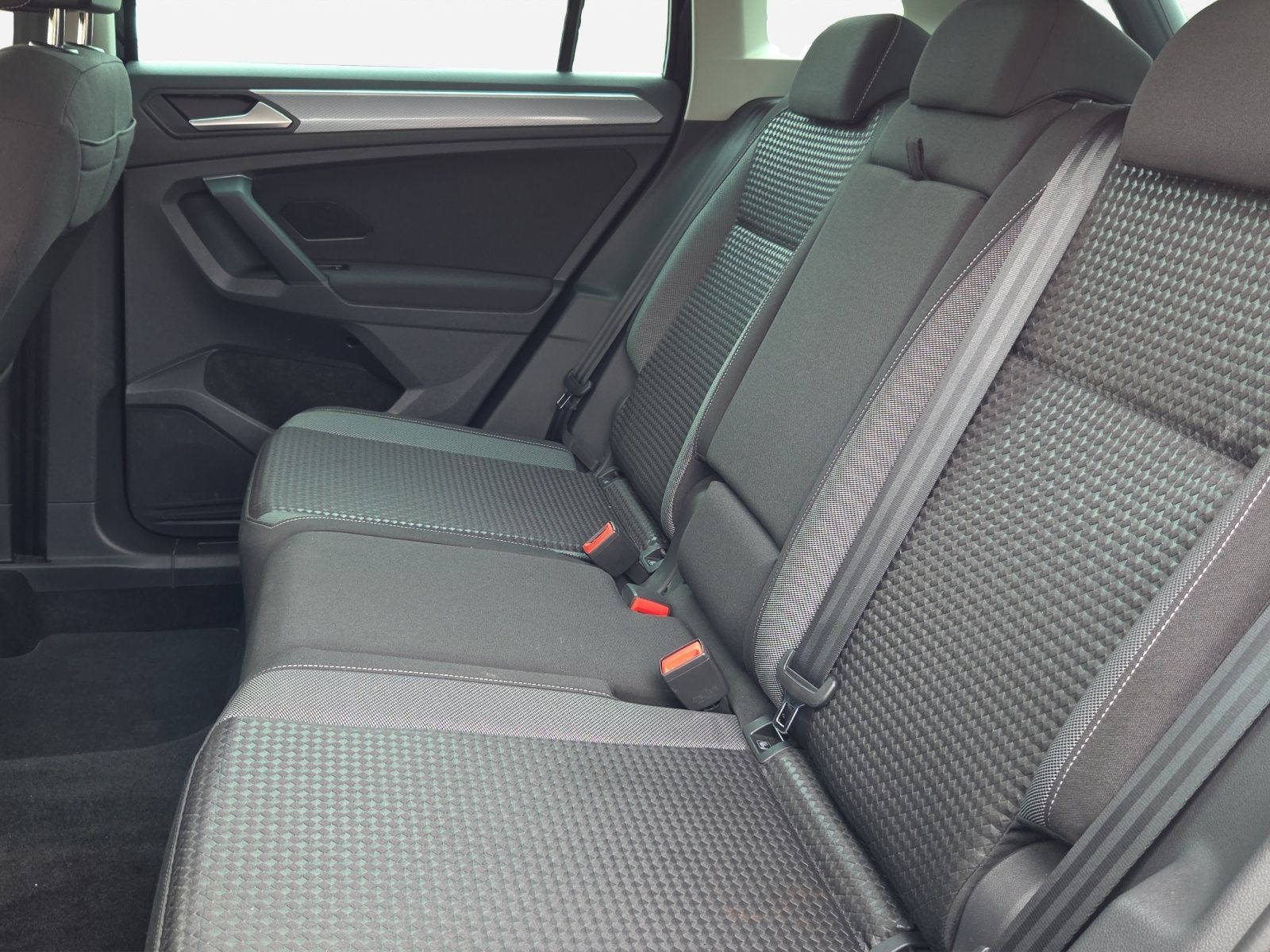 Volkswagen Tiguan - Bild 17