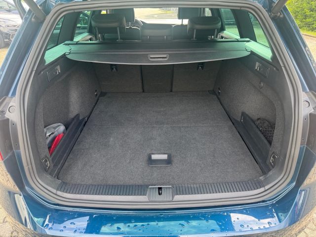 Passat Variant Elegance 1.5 TSI DSG R-Line Leder