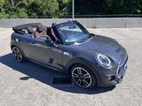 MINI Cooper S Cabrio mit top JCW-Ausstattung - : Allradantrieb, Kleinwagen, mit