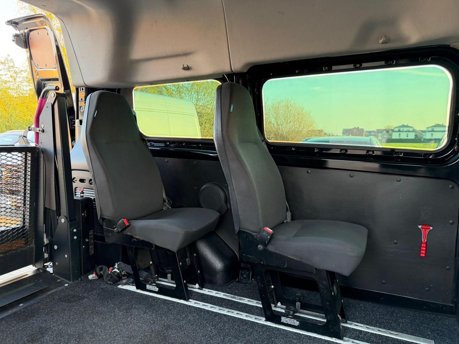 Ford Transit Custom Ambiente Behindertengerecht