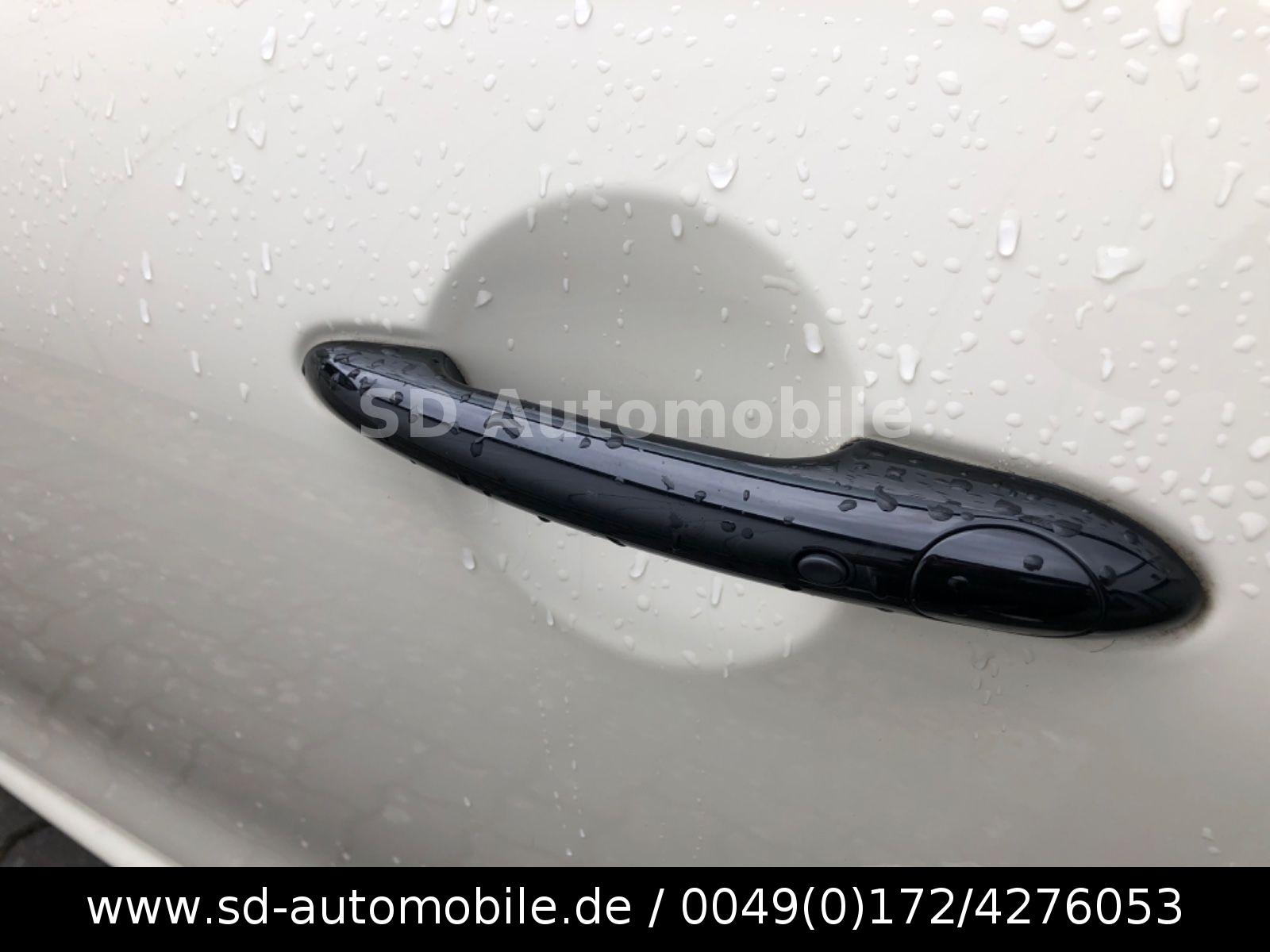 MINI Cabrio Cooper S John Cooper Works Trim