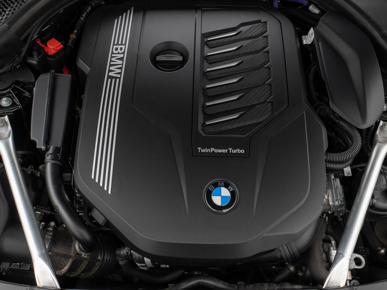 Fahrzeugabbildung BMW 540i xD M Sport Glasdach Laser Kamera HUD SoftCL