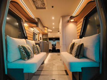Fahrzeugabbildung HYMER / ERIBA / HYMERCAR VENTURE S