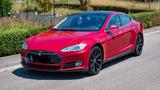 Tesla Model S 60 - Free Charging  - rote Tesla Model S