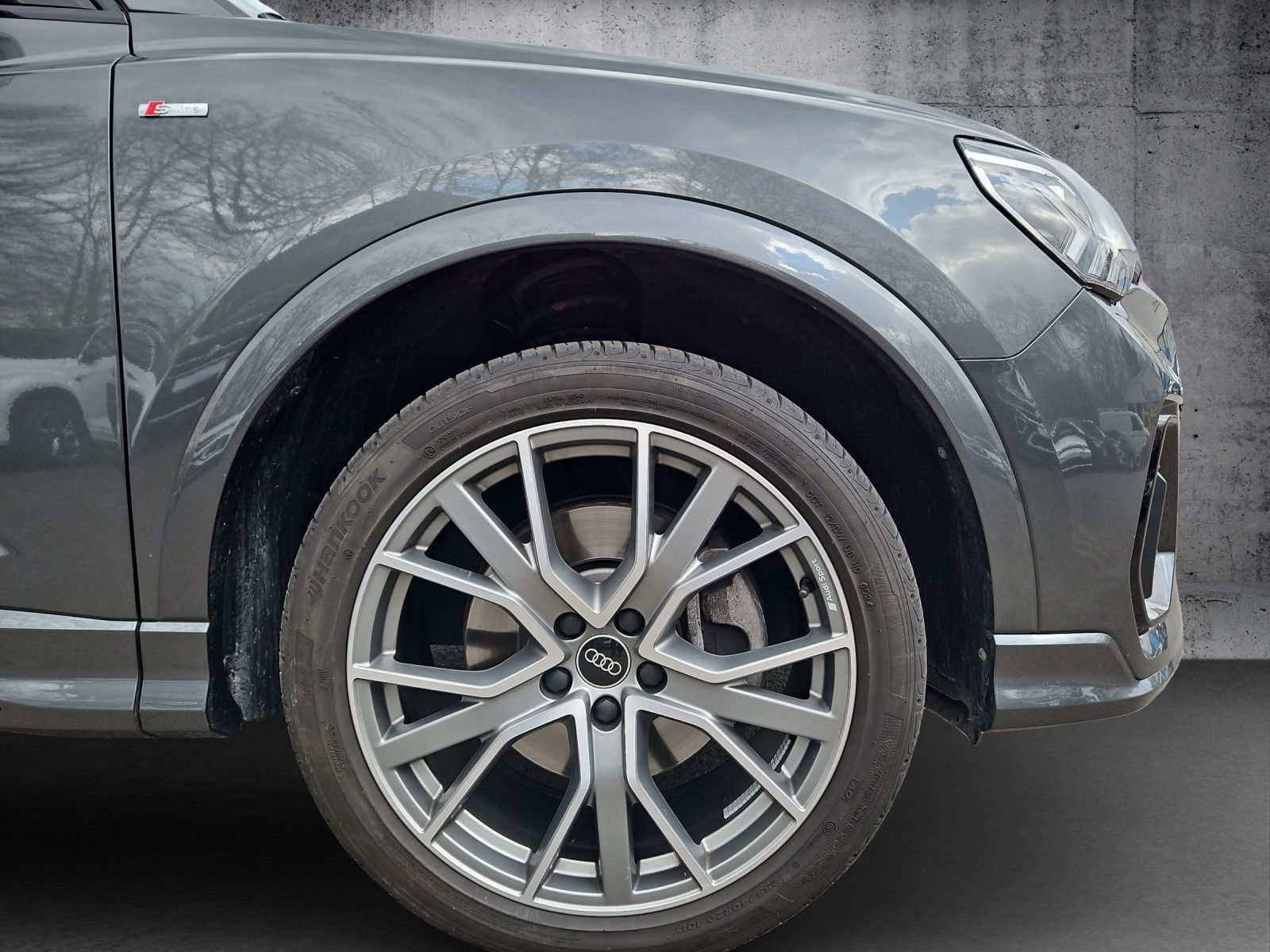 Q3 40 TFSI quattro S tronic S line schwarz Optik