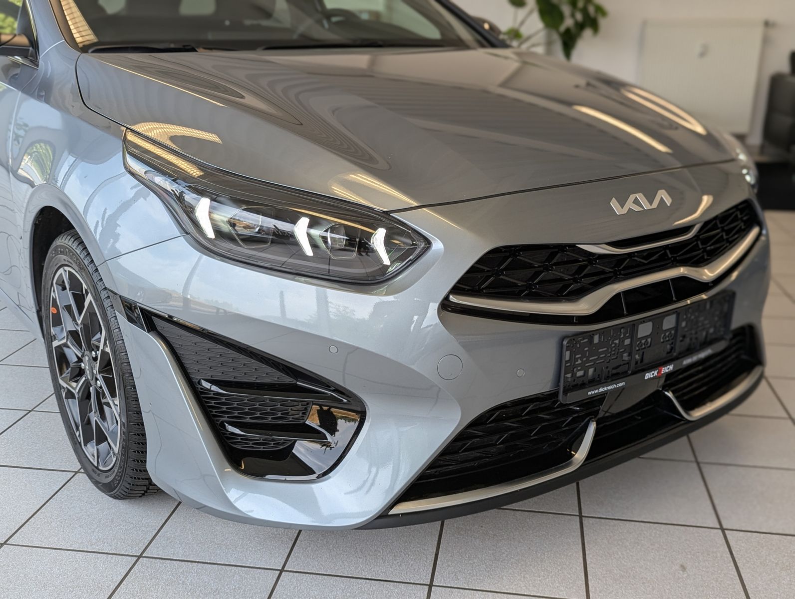 Fahrzeugabbildung Kia cee'd Sportswagon GT Line SW LED JBL Cam 7Jahr