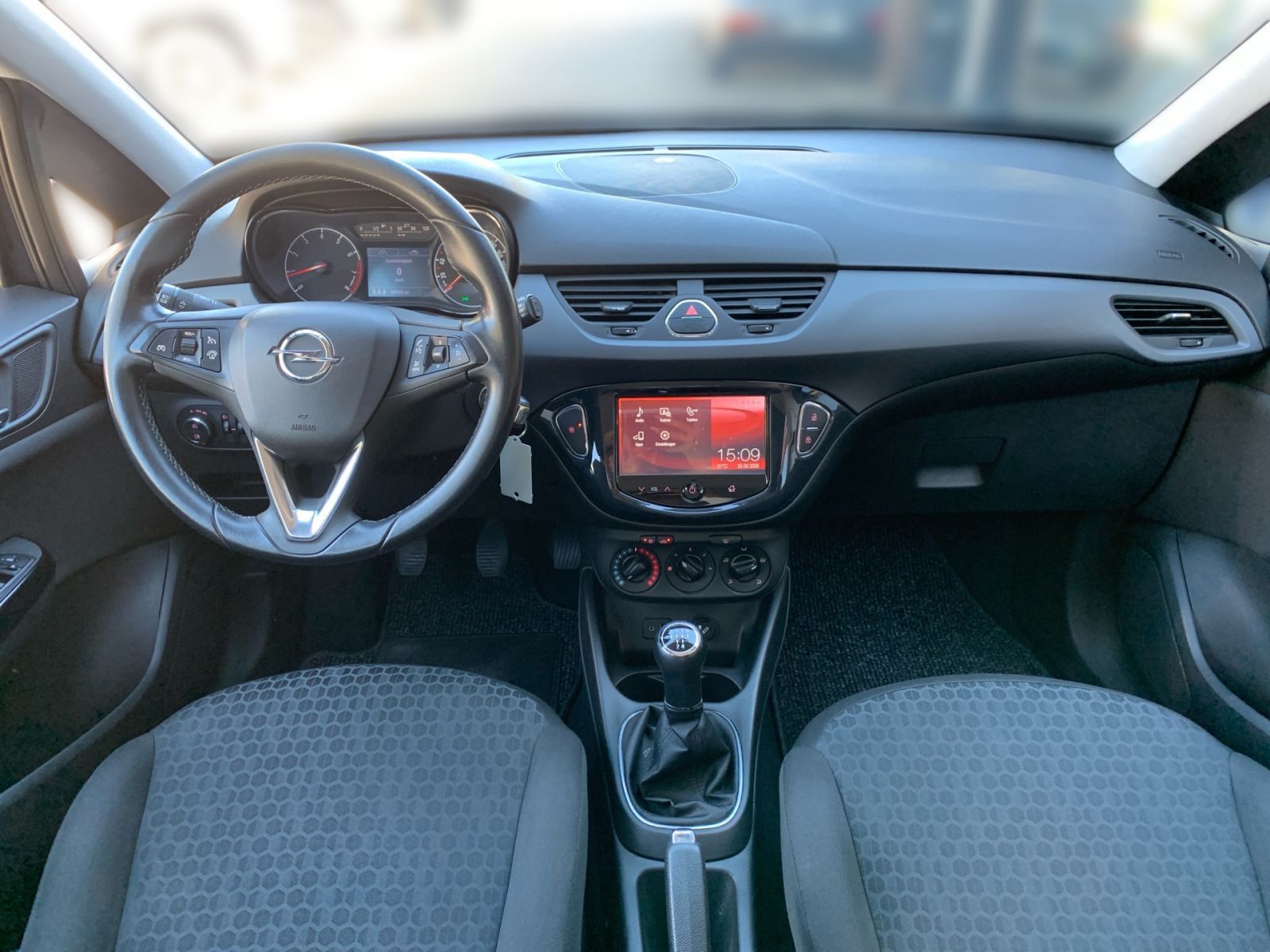 Fahrzeugabbildung Opel Corsa 1.4 Edition Allwetter