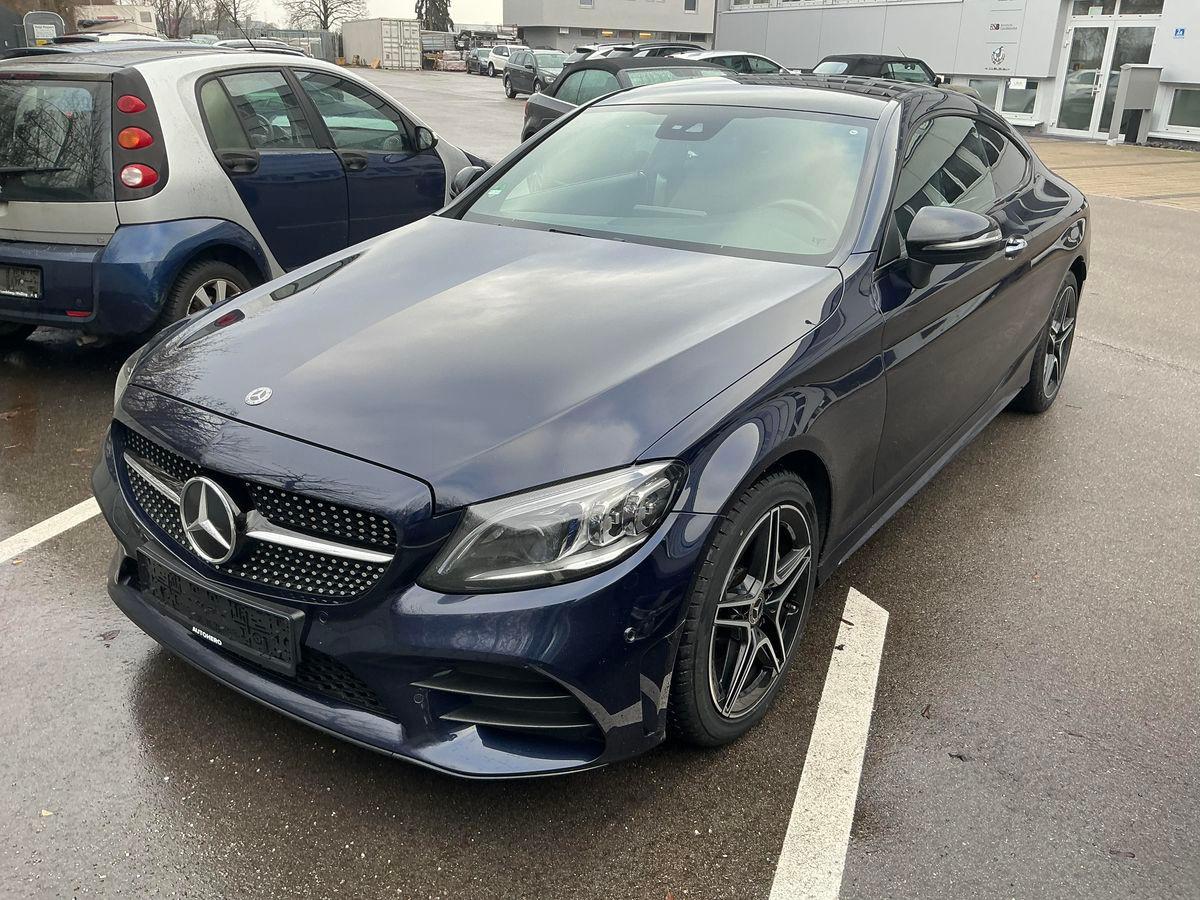 Mercedes-Benz C180 Coupe/AMG/FACELIFT/PANORAMA/BURMESTER