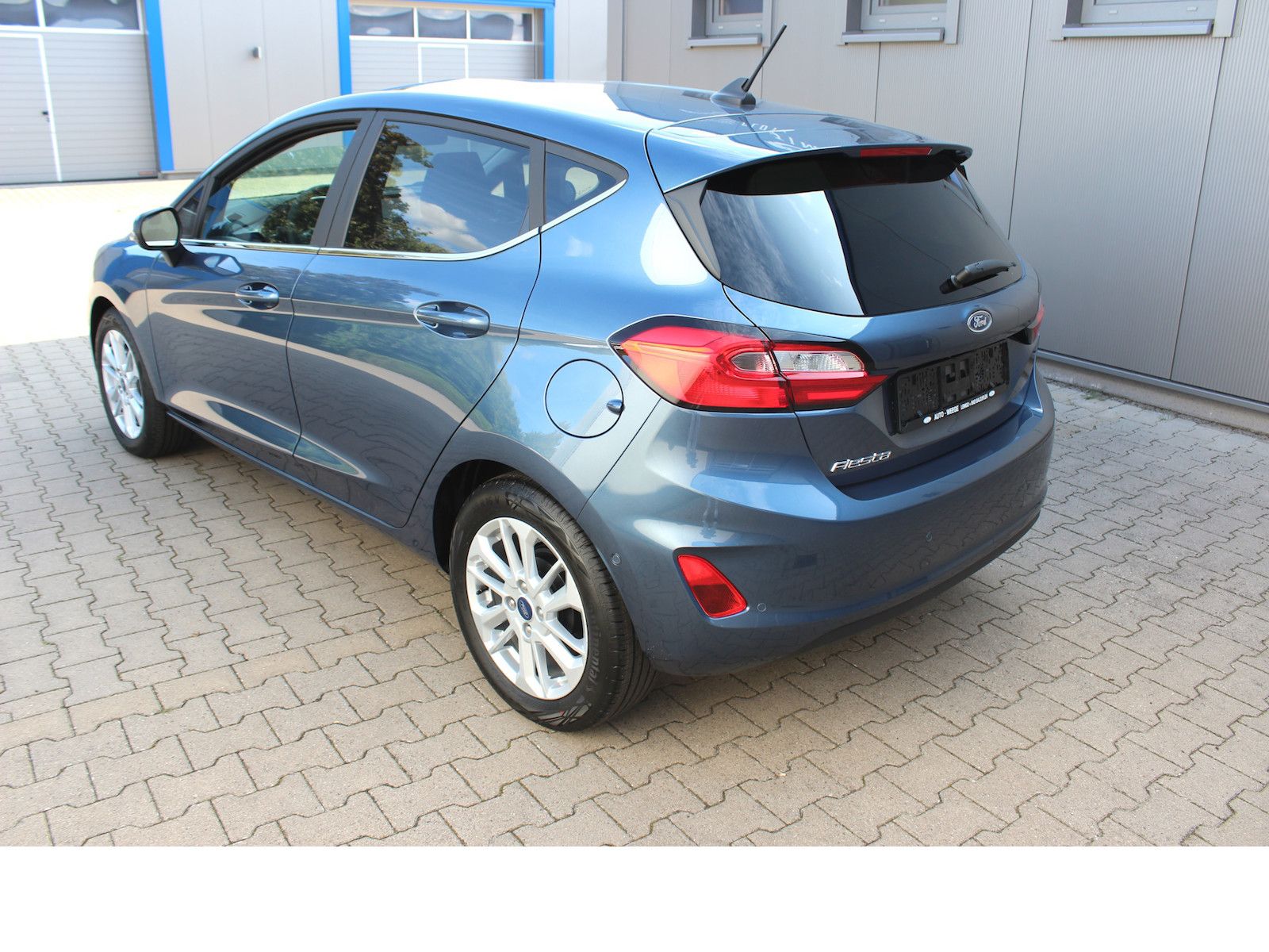 Fahrzeugabbildung Ford Fiesta Titanium