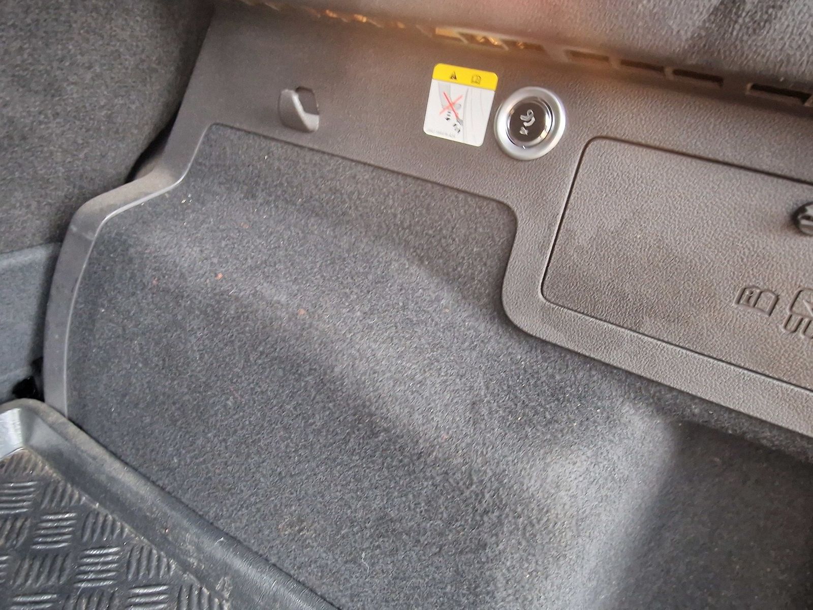 Fahrzeugabbildung Ford Kuga ST-Line, AHK, Xenon,Navi,Winterpaket