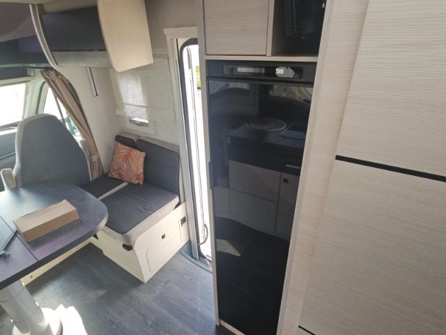 CHALLENGER 337GA Graphite Edition 337 Luftfeder-Markise Sta CHALLENGER 337GA Graphite Edition 337 Luftfeder-Markise Sta