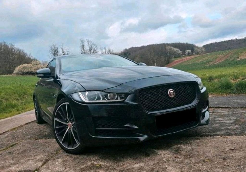 Image of Jaguar XE