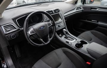 Fahrzeugabbildung Ford Mondeo Turnier 1.HAND|NAVI|KAMERA|TÜV NEU