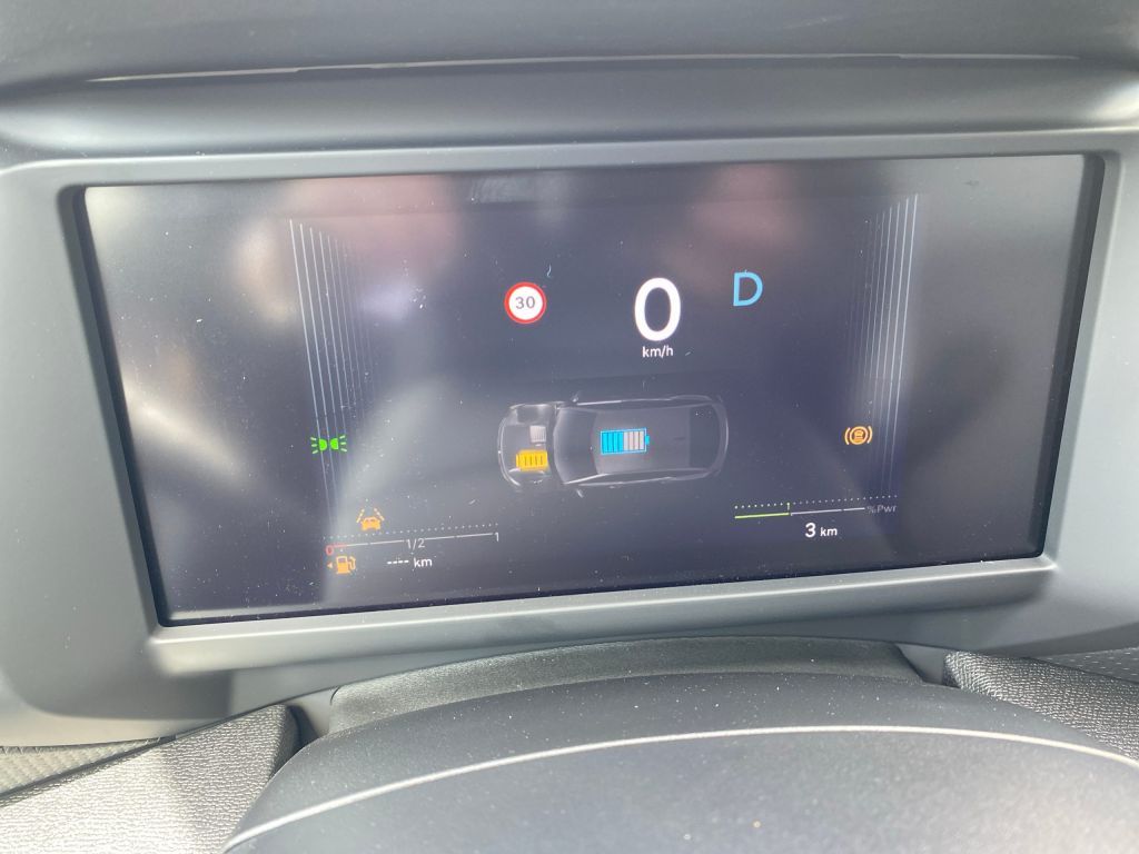 Fahrzeugabbildung Citroën C4 Hybrid 145 Automatik MAX *Winter-Pak*Alcantar