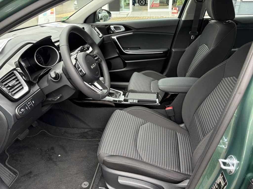 Fahrzeugabbildung Kia Ceed 1.0 TGDI Spirit