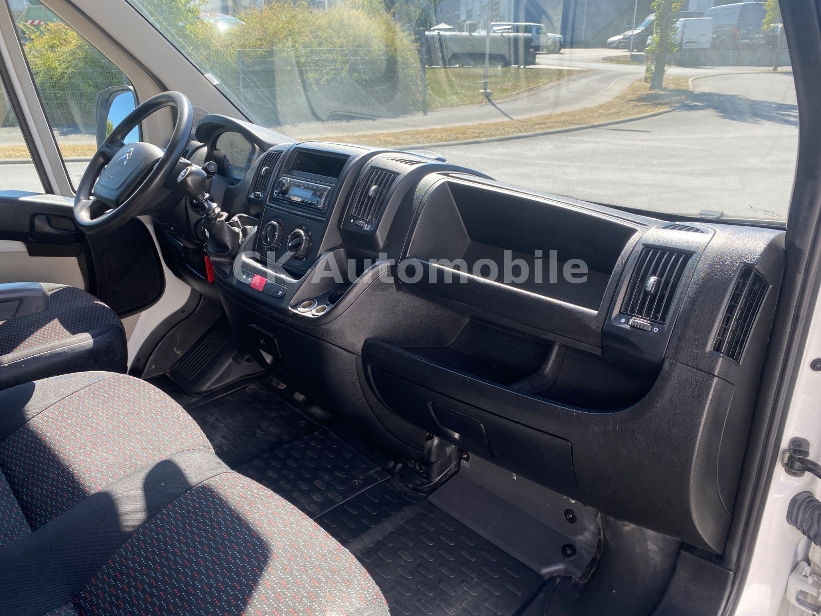 Fahrzeugabbildung Citroën Jumper Pritsche Doka. 35 L4 Heavy BlueHDi 130