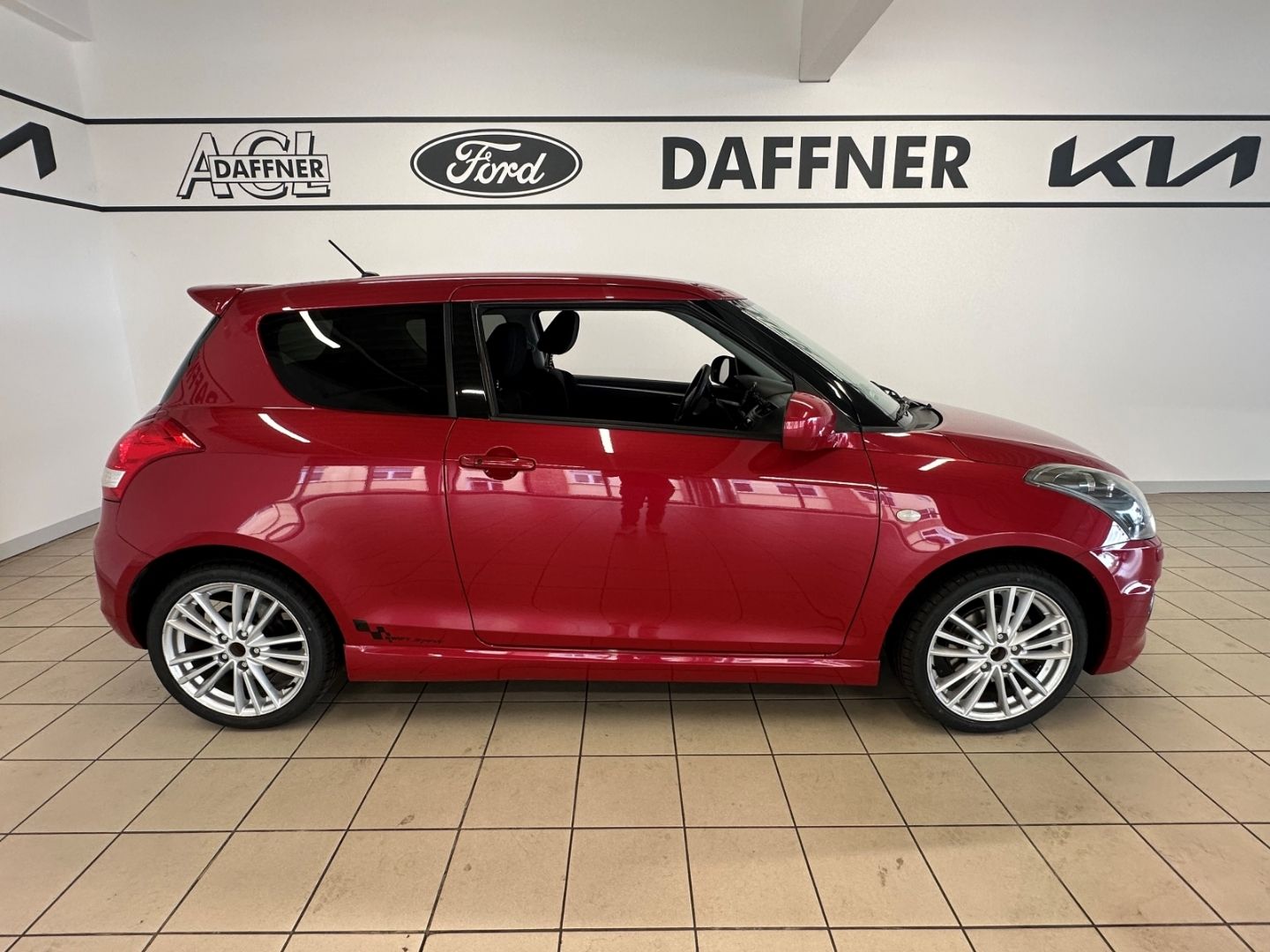 Fahrzeugabbildung Suzuki Swift Sport 1.6 Bi-Xenon Klimaautomatik Keyless