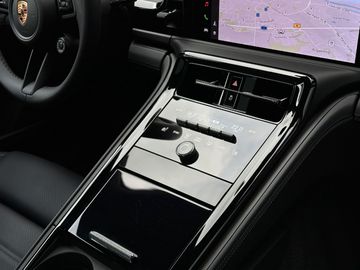 Porsche Panamera - 10