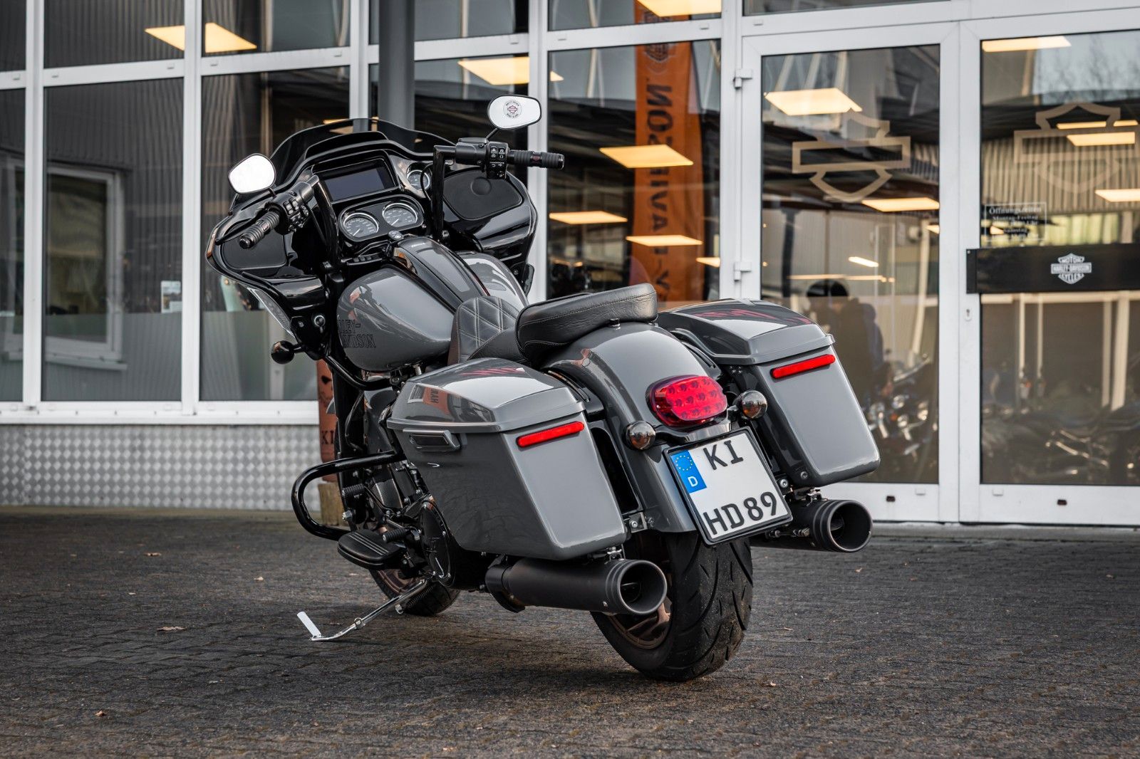 Fahrzeugabbildung Harley-Davidson FLTRXST Road Glide ST - Kesstech -